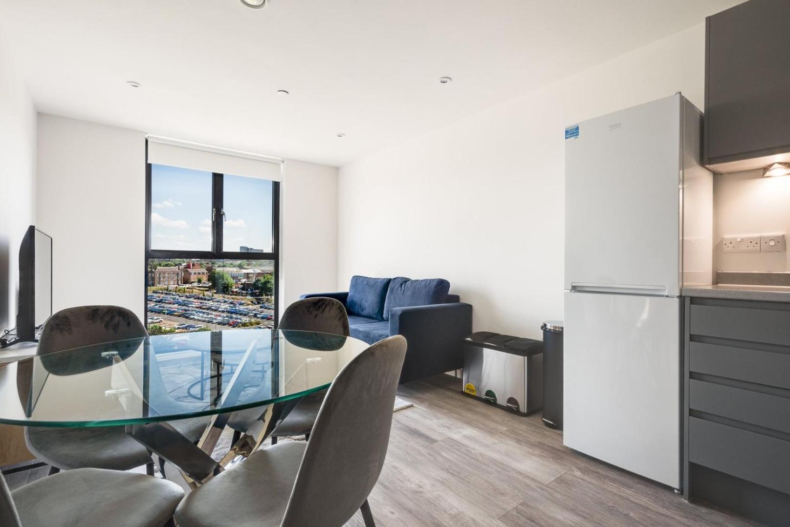 Comforting City Retreat In Vauxhall - No Wifi Ливерпуль Экстерьер фото